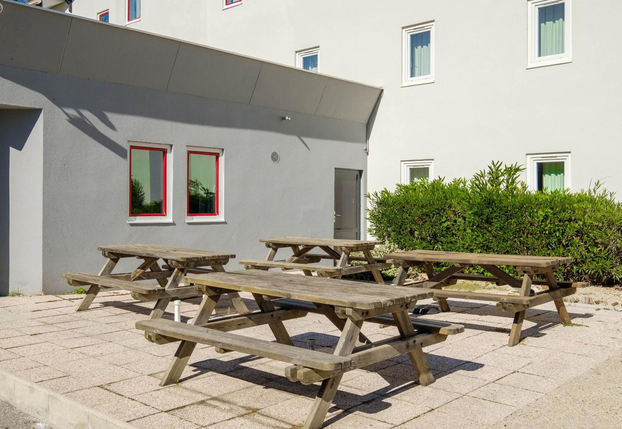 B&B Hotel Villeneuve Loubet Plage Exterior photo