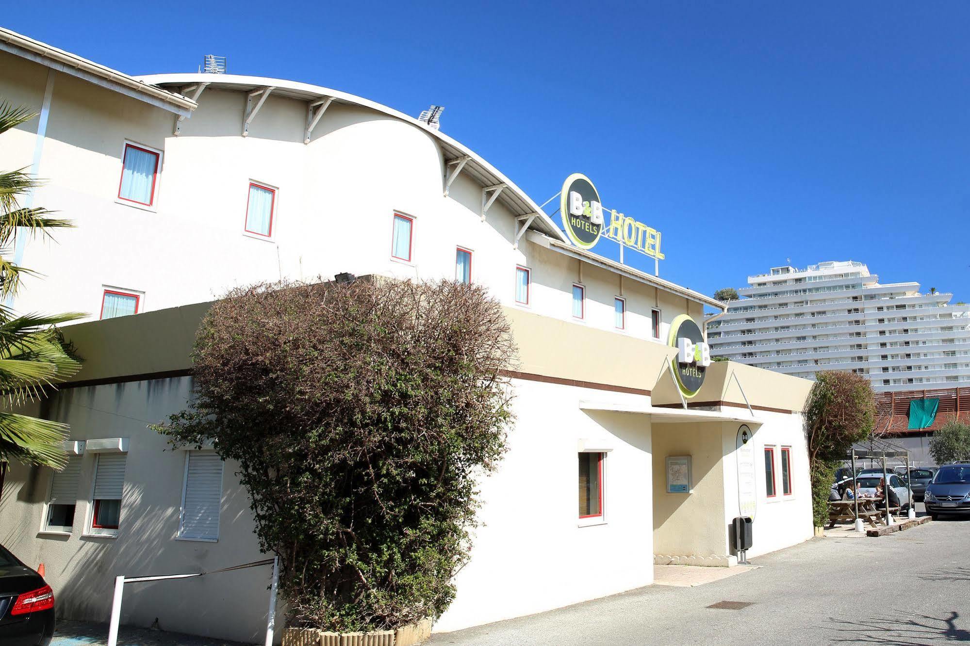 B&B Hotel Villeneuve Loubet Plage Exterior photo